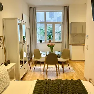  Apartment Gemuetliches